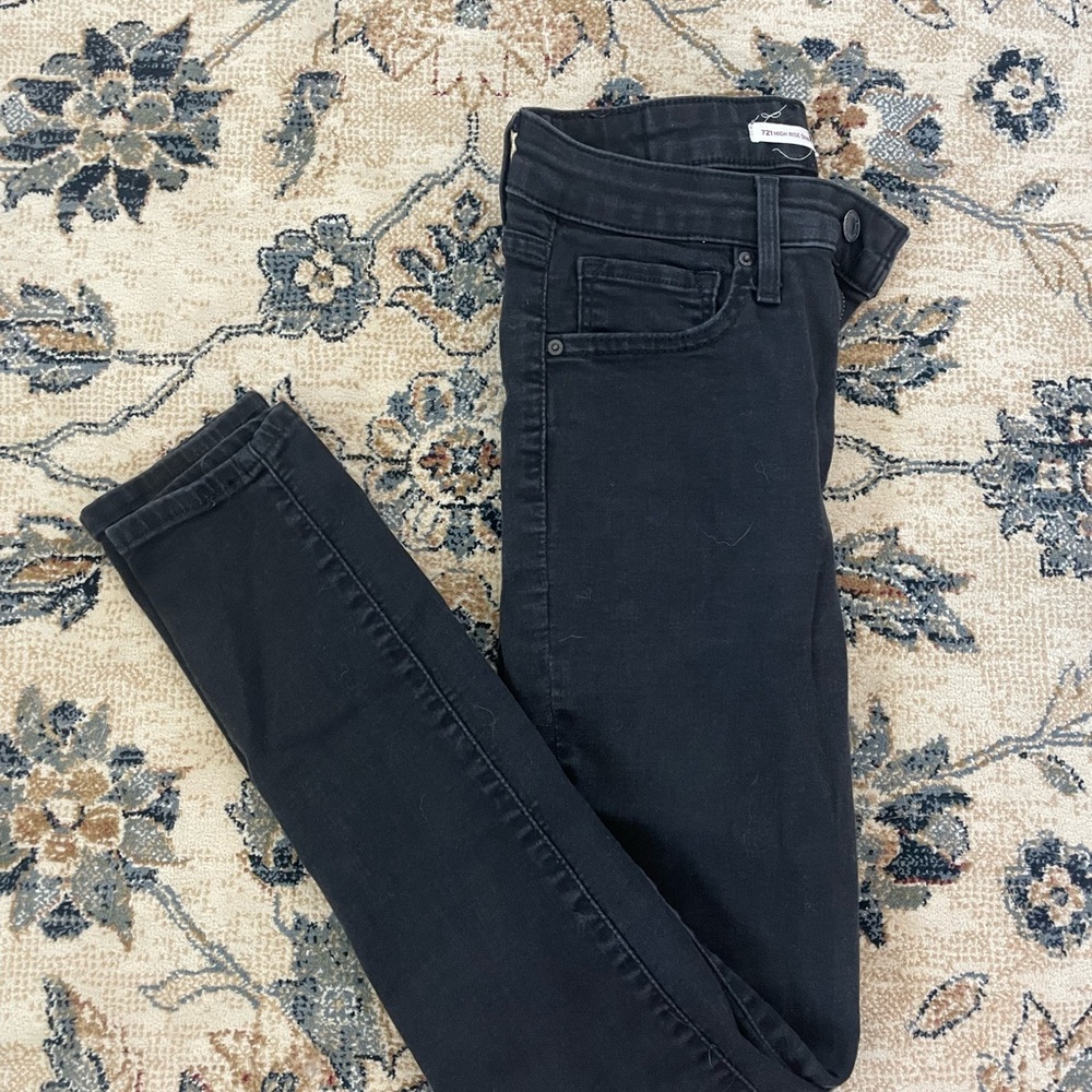 Levi's Black Skinny Jeans